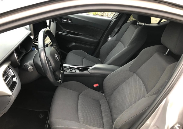 Toyota C-HR cena 75900 przebieg: 164000, rok produkcji 2018 z Mrągowo małe 704
